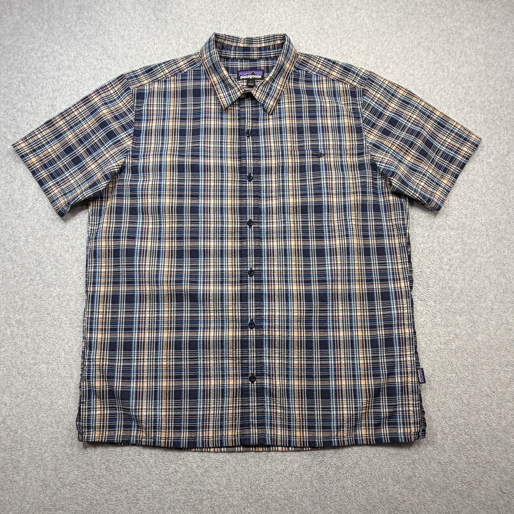 Patagonia Puckerware Shirt Mens Large Blue Plaid Short Sleeve Button Organic
